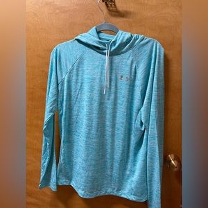 Womans Loose Under Armor Heatgear Hoodie